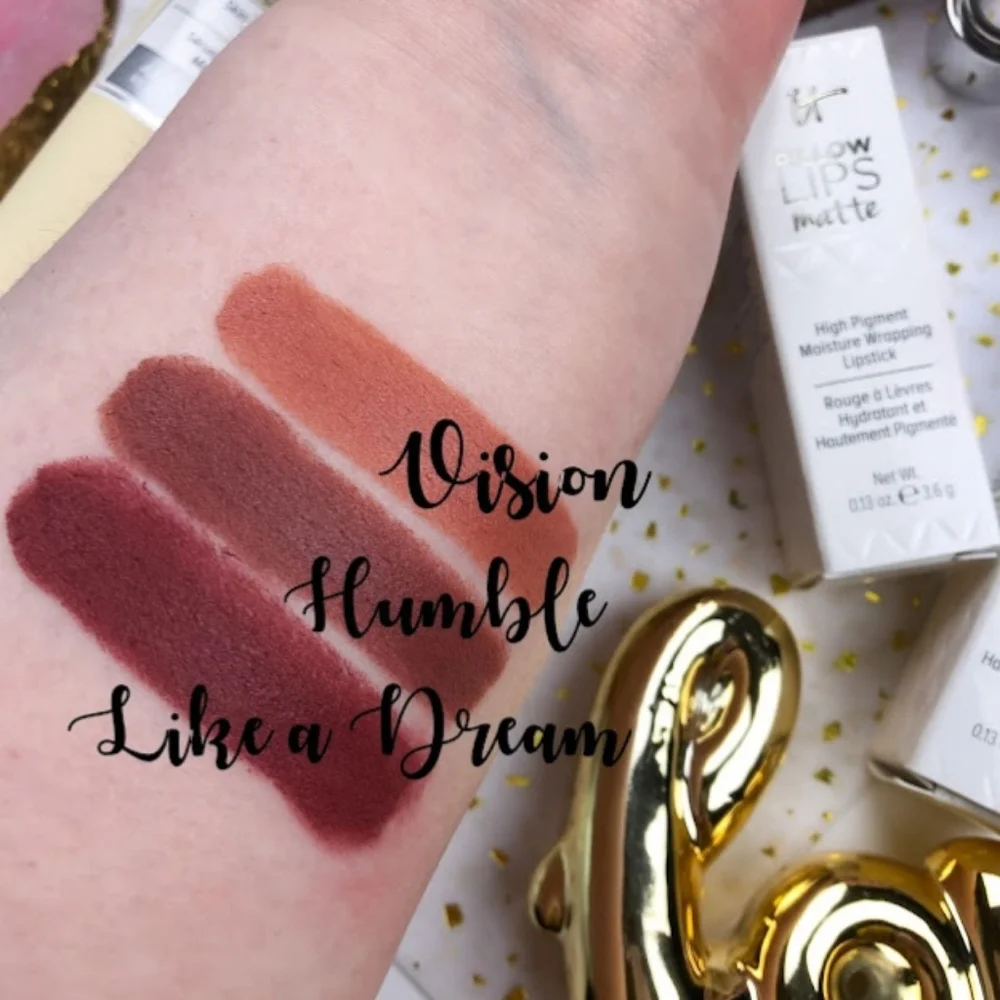 IT Cosmetics Pillow Lips Cream Lipstick in Vision (Peachy Beige)